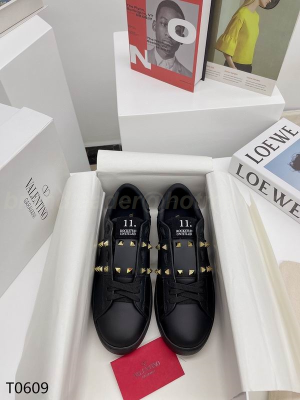 Valentino Men's Shoes 66